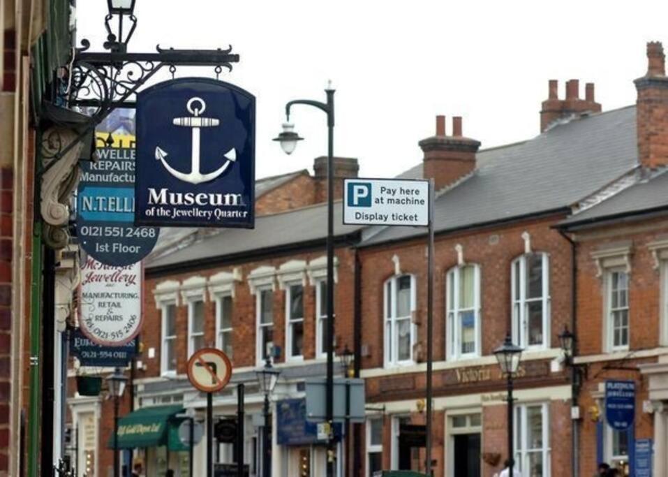 Stylish Jewellery Quarter Apartment Sleeps 4 Birmingam Exterior foto